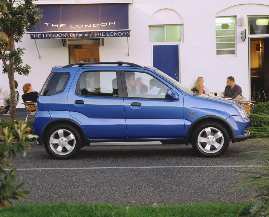  Holden Cruze 2002 года  (фото 2 из 76)